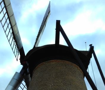 De molen met middenbalk 10 januari 2020. De molen met middenbalk 10 januari 2020.